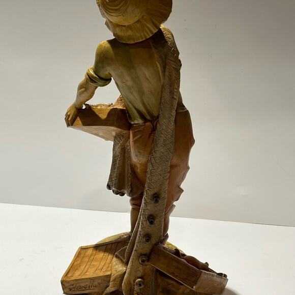 Vintage Italian Capodimonte Child Fish Seller Statue hand painted - Picture 7 of 12